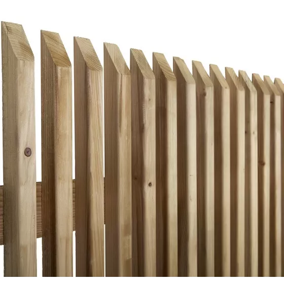 Comment entretenir votre clôture en bois ? - Bois Expo