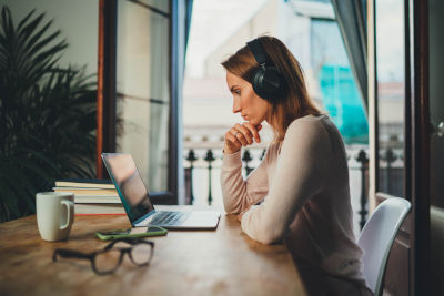 Télétravail et portes acoustiques